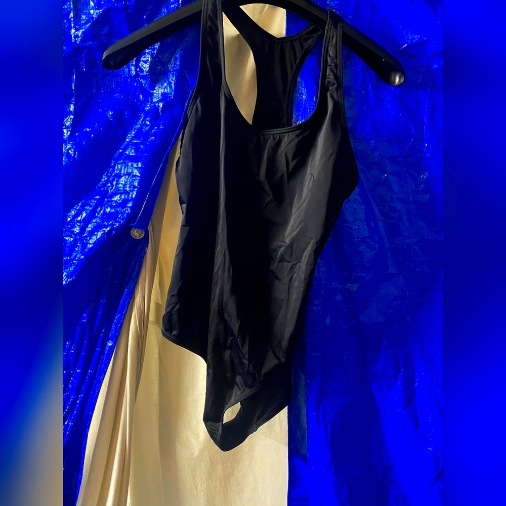 Unow Black one - Piece Swimsuit Size Large - XL